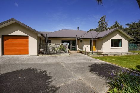 Photo of property in 152 Deans Road, Darfield, 7571