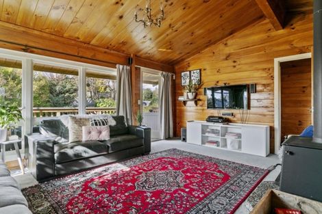 Photo of property in 33 Sunset Street, Hilltop, Taupo, 3330