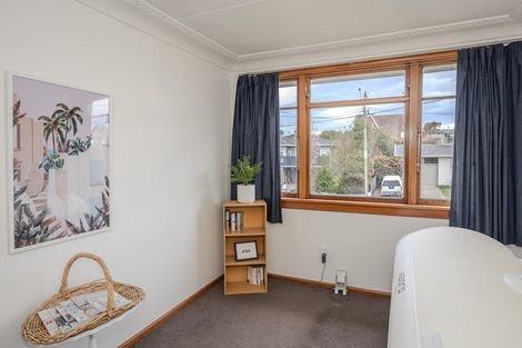 Photo of property in 18 Oxford Street, Holmes Hill, Oamaru, 9401