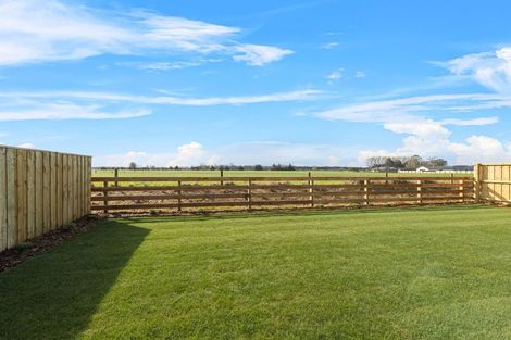 Photo of property in 26 Ellmers Street, Woodend, 7691