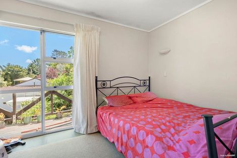 Photo of property in 23 Luckens Road, West Harbour, Auckland, 0618