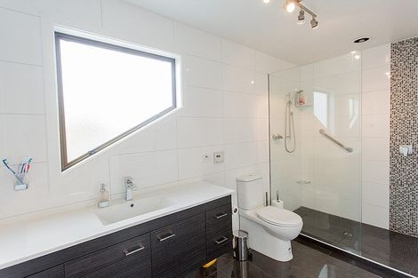 Photo of property in 59 Westgrove Avenue, Avonhead, Christchurch, 8042