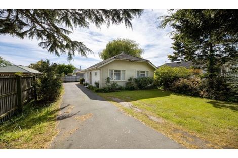 Photo of property in 395 Linwood Avenue, Bromley, Christchurch, 8062