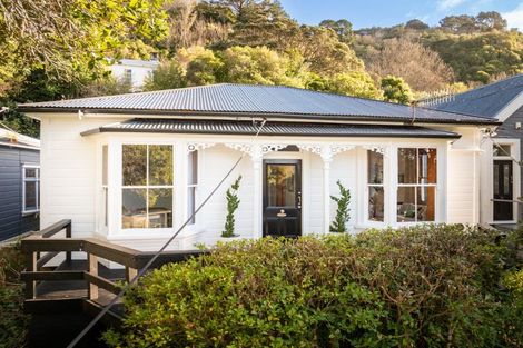 Photo of property in 23 Patanga Crescent, Thorndon, Wellington, 6011