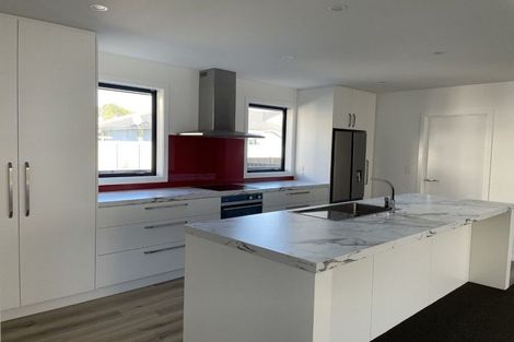 Photo of property in 215 Queens Drive, Windsor, Invercargill, 9810