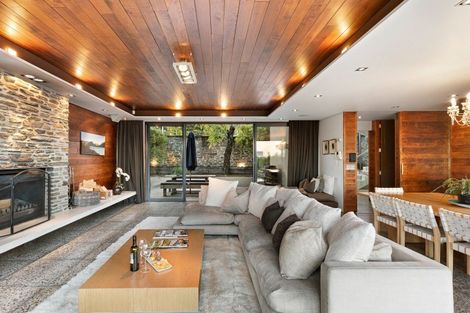 Photo of property in 42a Man Street, Queenstown, 9300