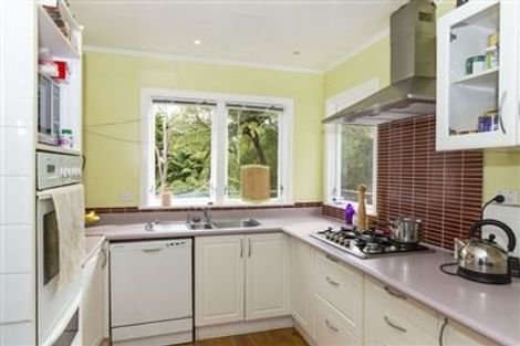 Photo of property in 56 Harbour View Road, Harbour View, Lower Hutt, 5010