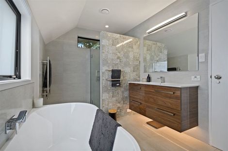 Photo of property in 161 Cashmere Road, Hoon Hay, Christchurch, 8025