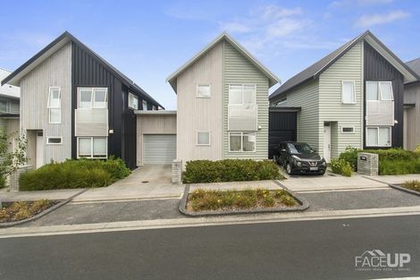 Photo of property in 5 Poaka Road, Hobsonville, Auckland, 0616