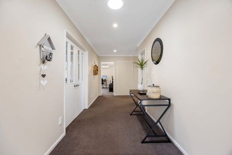 Photo of property in 100 Courtenay Drive, Kaiapoi, 7630