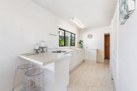 Photo of property in 8 Boler Place, New Lynn, Auckland, 0600