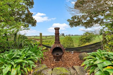 Photo of property in 177 Koru Road, Omata, New Plymouth, 4374