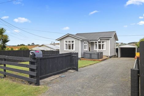 Photo of property in 2 Quarry Road, Pukekohe, 2120