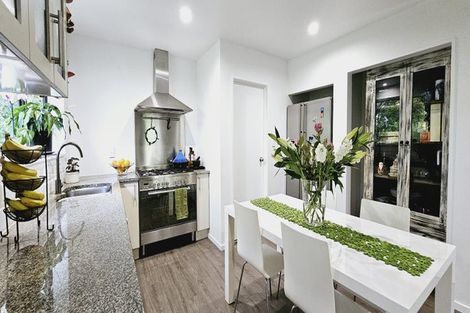 Photo of property in 16 Zephyr Terrace, Governors Bay, 8971