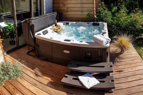 Photo of property in 67 Andrews Road, Queenstown, 9300
