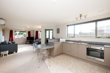 Photo of property in 2a Ronberg Street, Highbury, Palmerston North, 4412