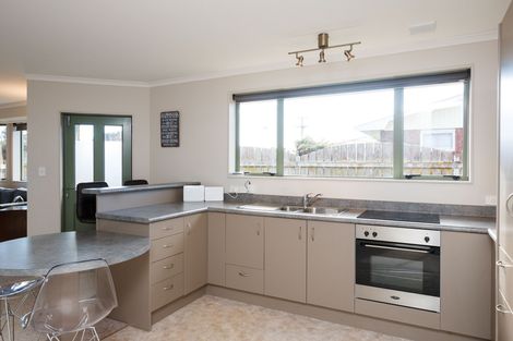 Photo of property in 2a Ronberg Street, Highbury, Palmerston North, 4412