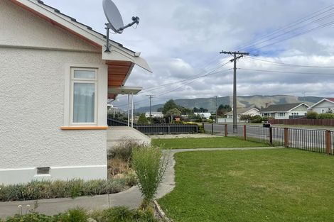 Photo of property in 9 Moorhouse Street, Waimate, 7924
