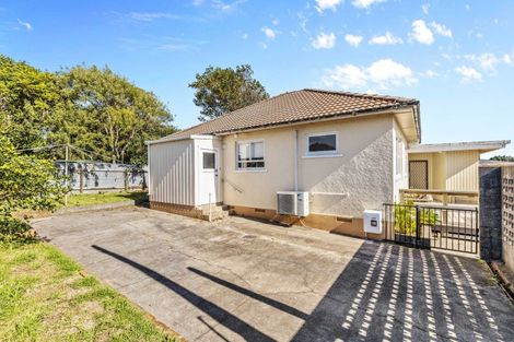 Photo of property in 205 South Road, Spotswood, New Plymouth, 4310