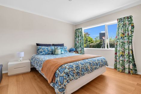 Photo of property in 3 Omana Avenue, Shelly Beach, Helensville, 0874