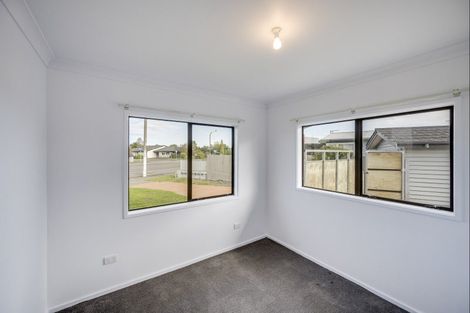 Photo of property in 22 Taradale Road, Marewa, Napier, 4110