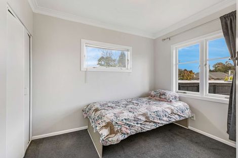 Photo of property in 20 Grove Road, Papakura, 2110