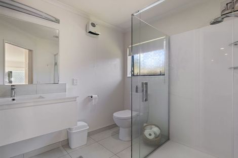 Photo of property in 18 Dougherty Place, Hokowhitu, Palmerston North, 4410