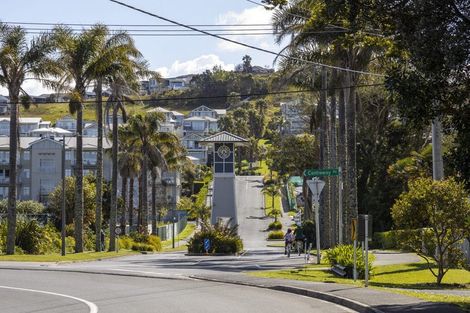 Photo of property in 62 Rewa Rewa Lane, Orewa, 0931