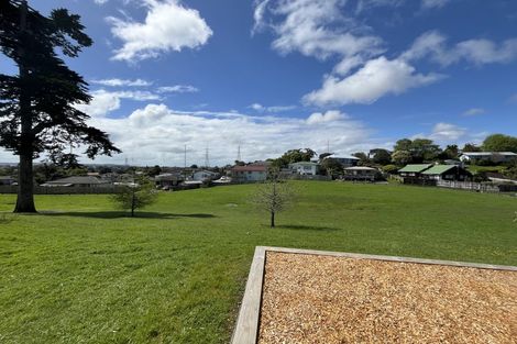 Photo of property in 87 Keegan Drive, Massey, Auckland, 0614