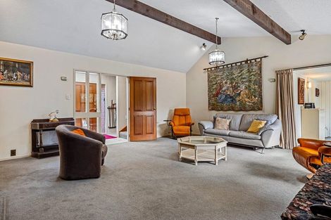 Photo of property in 2 Kent Lodge Avenue, Avonhead, Christchurch, 8042