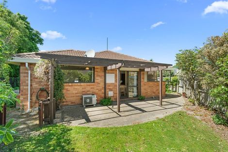 Photo of property in 15 Topaz Place, Bishopdale, Christchurch, 8053
