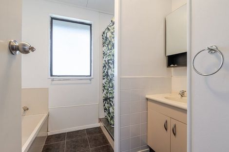 Photo of property in 30 Peppertree Glade, Kelvin Grove, Palmerston North, 4414