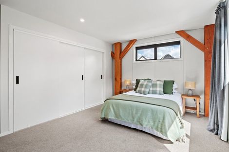 Photo of property in 10 Rushland Road, Jacks Point, 9371