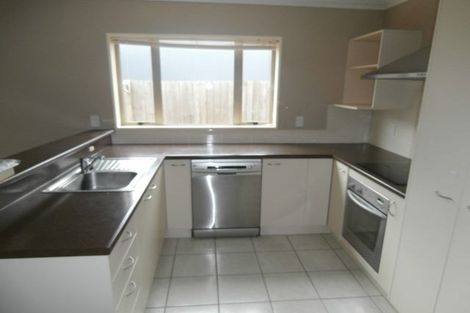 Photo of property in 42d Picton Avenue, Riccarton, Christchurch, 8011