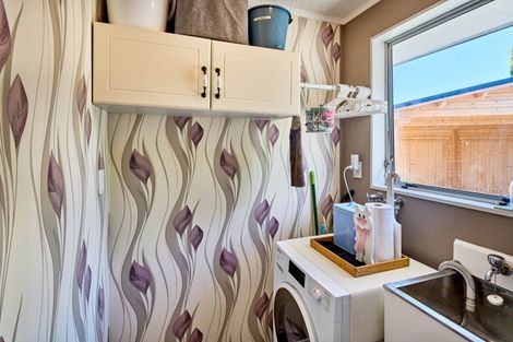 Photo of property in 33 Maclaren Street, Maymorn, Upper Hutt, 5018