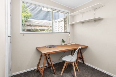 Photo of property in 31 Tauroa Road, Havelock North, 4130