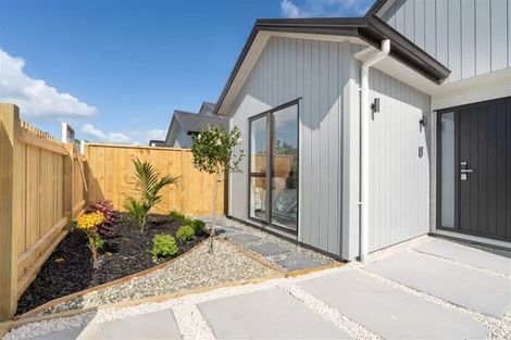 Photo of property in 34 Whakairo Crescent, Gulf Harbour, Whangaparaoa, 0930