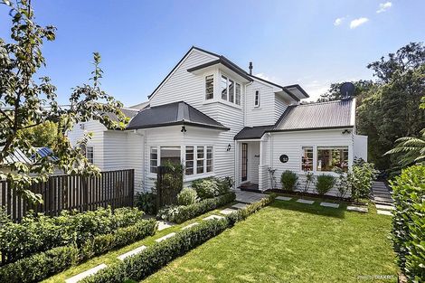 Photo of property in 52 Box Hill, Khandallah, Wellington, 6035