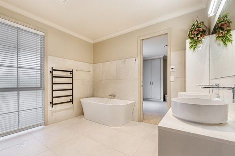 Photo of property in 430 Waitoki Road, Wainui, Silverdale, 0994