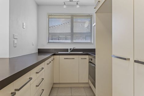 Photo of property in 65 Cleveland Street, Edgeware, Christchurch, 8013