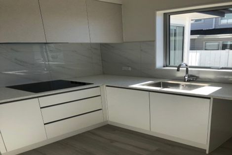 Photo of property in 12 Surf View Crescent, Red Beach, 0932