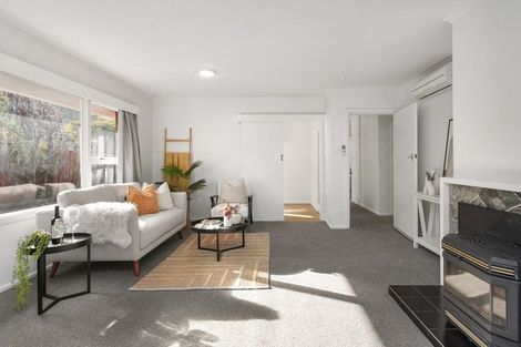 Photo of property in 10 Ashfield Place, Ilam, Christchurch, 8041