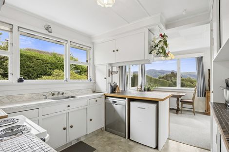 Photo of property in 57 Marion Street, Macandrew Bay, Dunedin, 9014