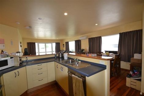 Photo of property in 32 Neale Avenue, Stoke, Nelson, 7011