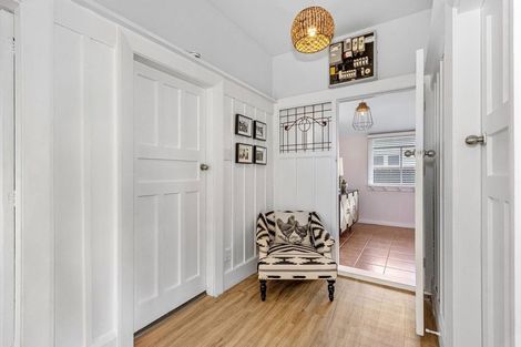 Photo of property in 22 Tower Street, Hornby, Christchurch, 8042