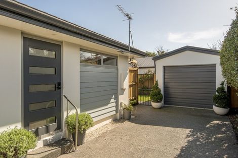 Photo of property in 2/55 Edward Avenue, Edgeware, Christchurch, 8013
