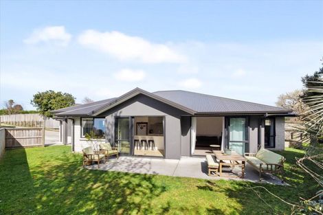 Photo of property in 2a No 2 Road, Te Puke, 3119