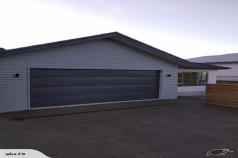 Photo of property in 18 Schooner Drive, Whitby, Porirua, 5024
