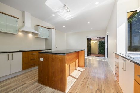 Photo of property in 4a Noel Avenue, Orewa, 0931