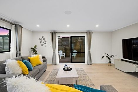 Photo of property in 13 San Prospero Crescent, Henderson, Auckland, 0612